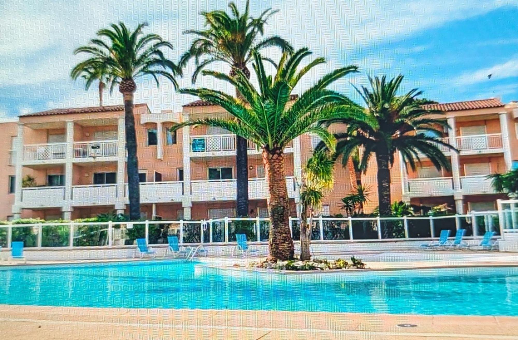 Residence De Vacances Avec Piscine & Transat, A 2 Minutes Des Plages - Bat N2 Vallauris Eksteriør billede